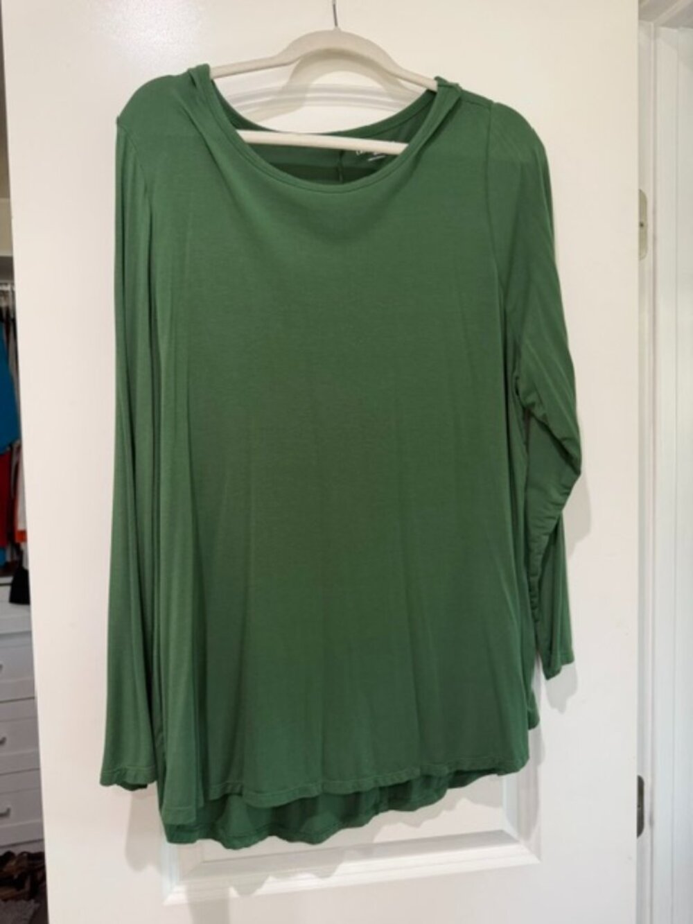 LANE BRYANT Plus size women's shirt size 18/20